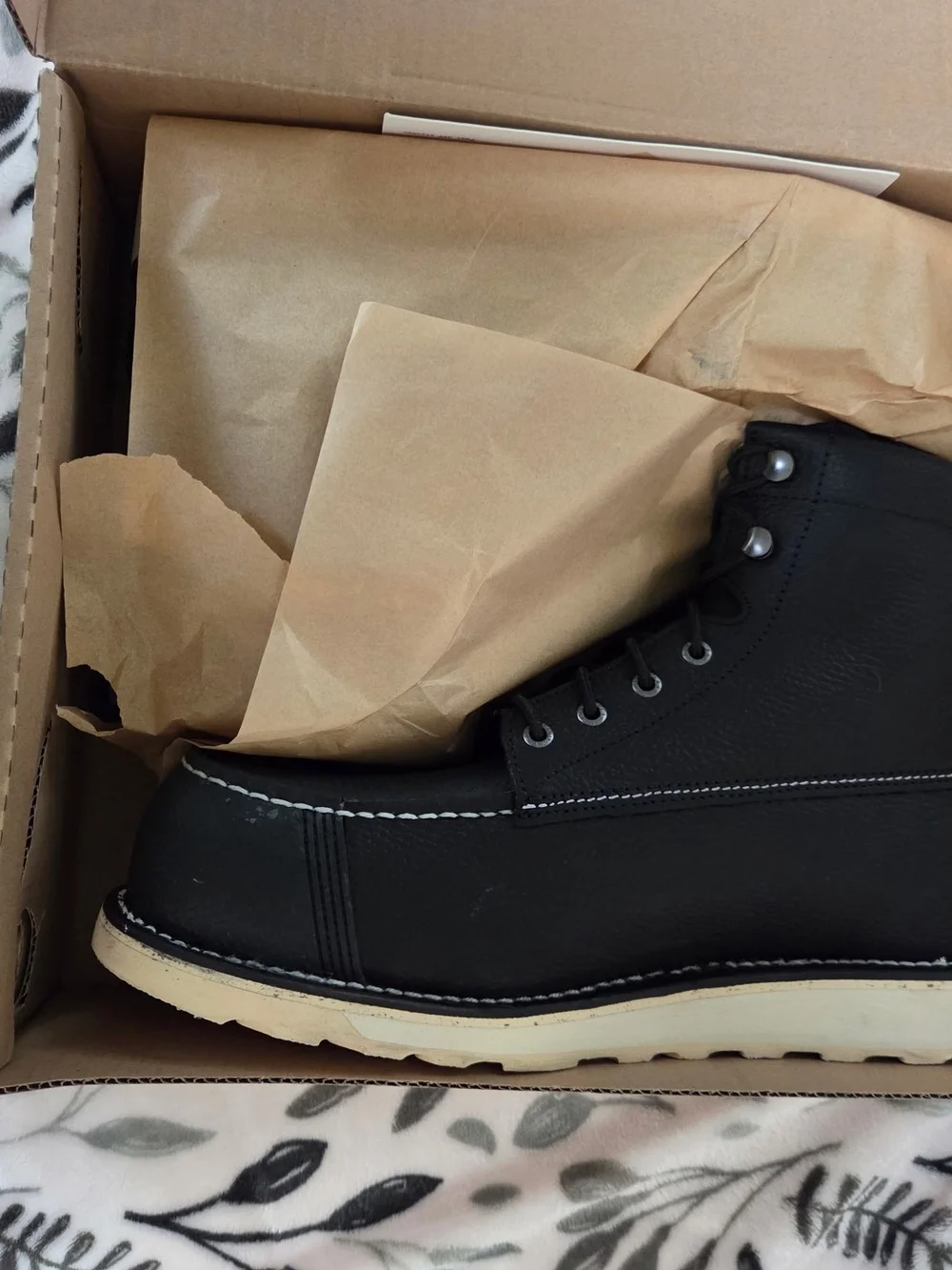 Red Wing Size 13 Black Irish Setter  Work Boots